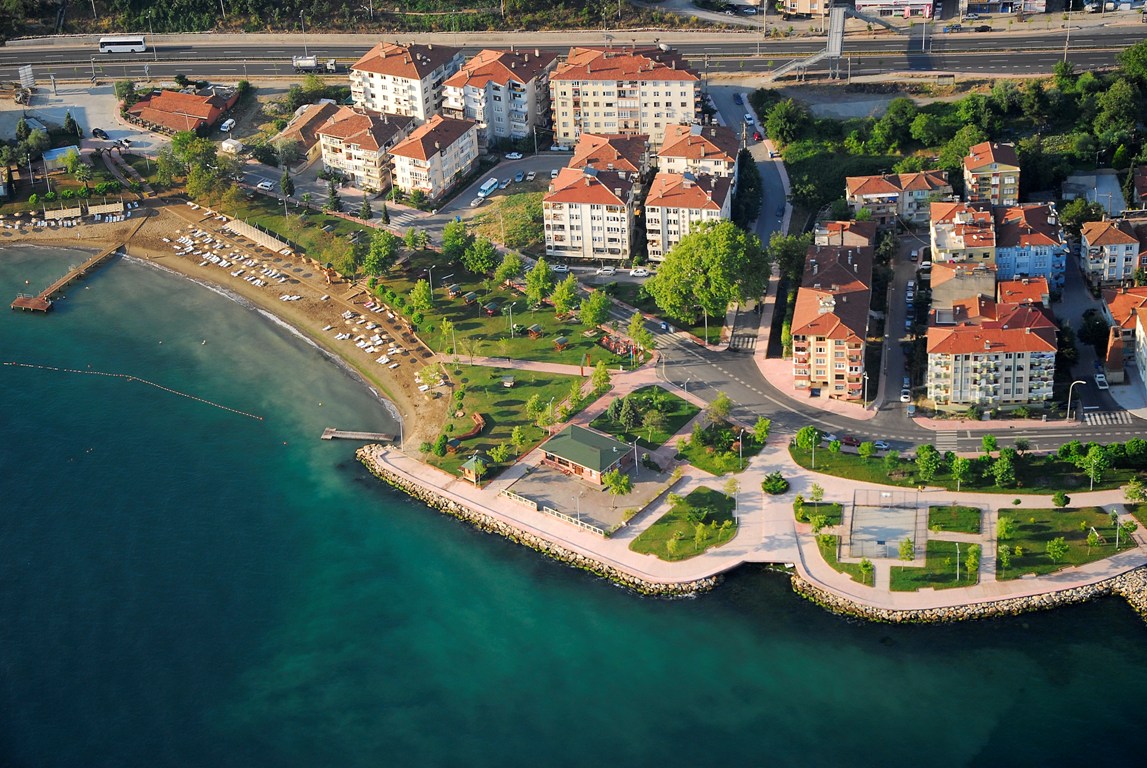 Mavi Bayraklı Altın Kemer Plajı - Kocaeli