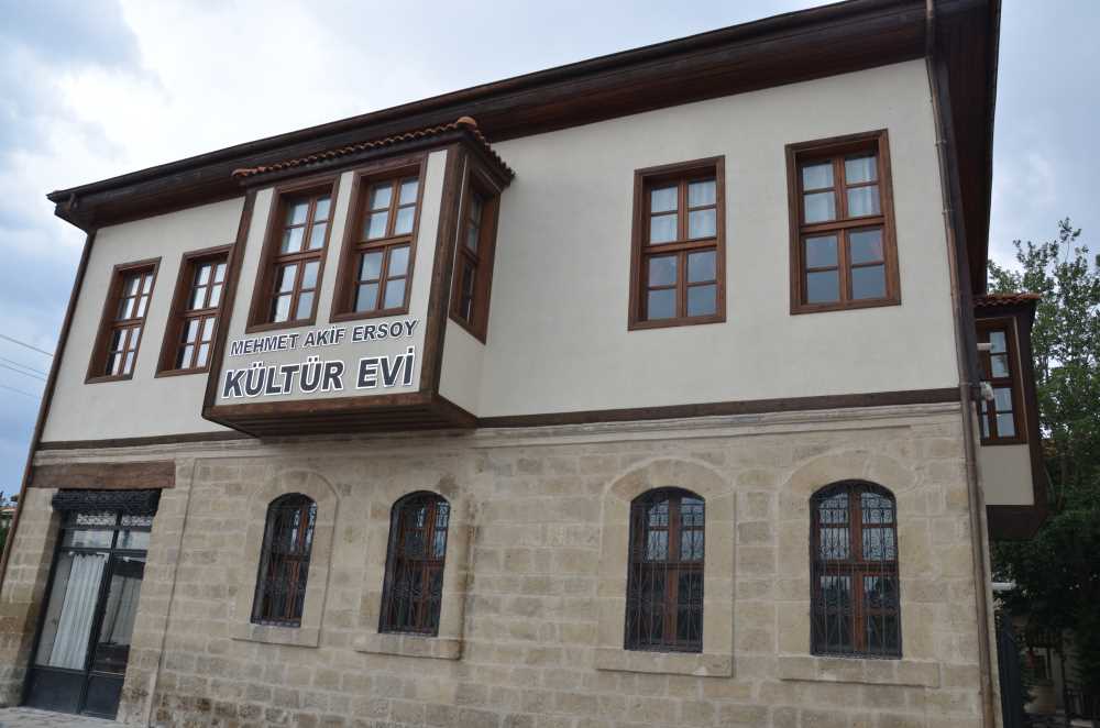 Çelikbaşlar Evi / Mehmet Akif Ersoy Kültür Evi - Burdur