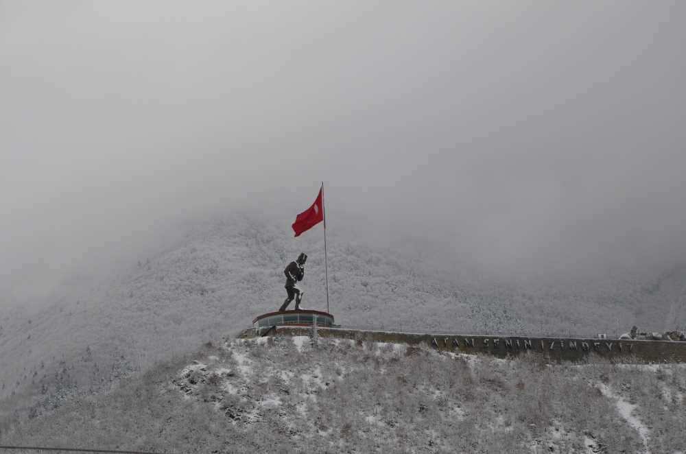 Artvin Atatürk Heykeli - Artvin