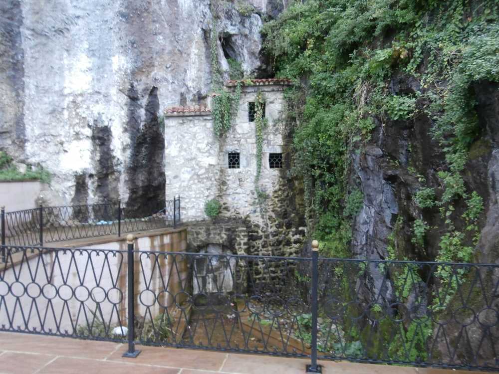 Meryem Ana Kaya Kilise - Giresun