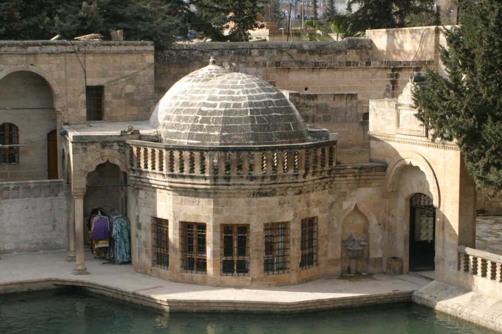 Halil Ür-Rahman Medresesi - Şanlıurfa