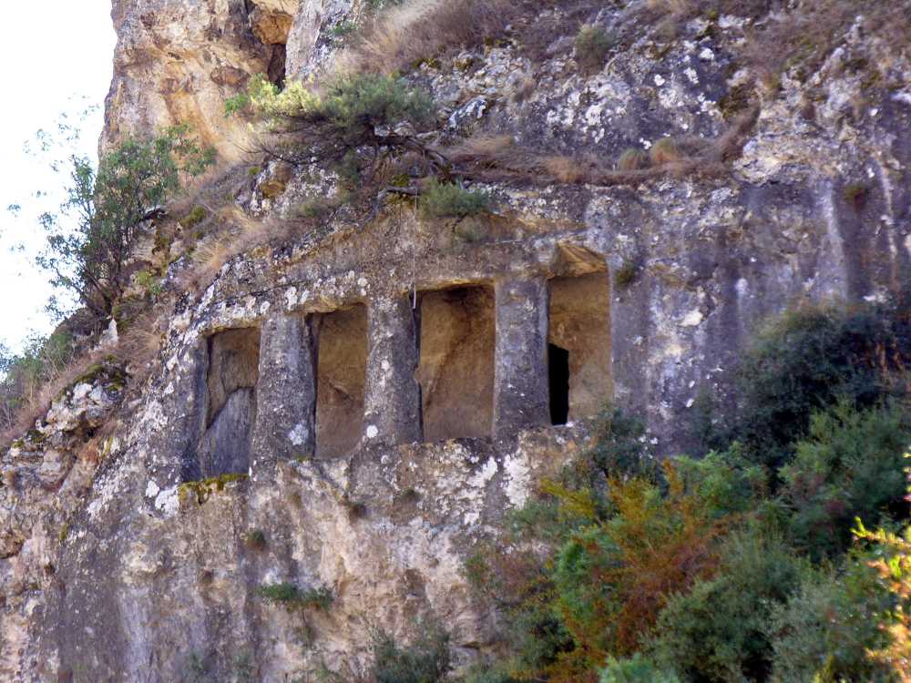 Ambarkaya Kaya Mezarı - Sinop