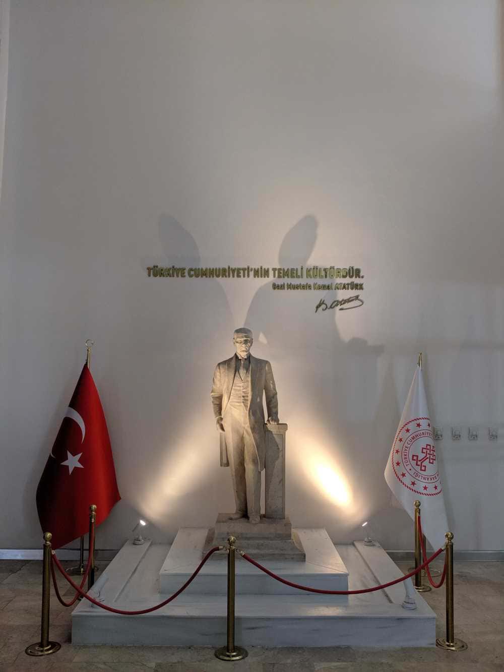 Atatürk Heykeli - Tekirdağ