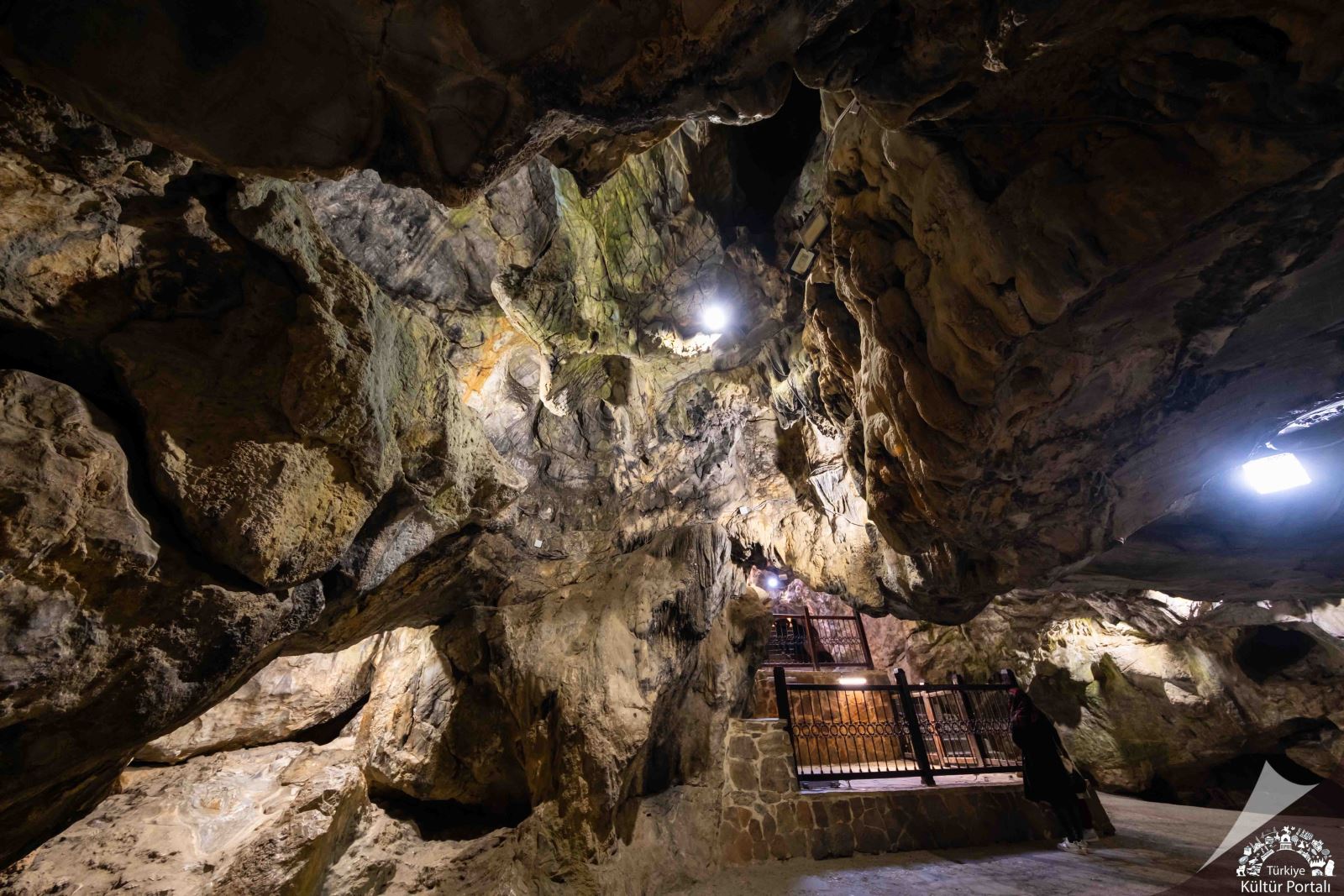 Eshabı Kehf Mağarası - Mersin