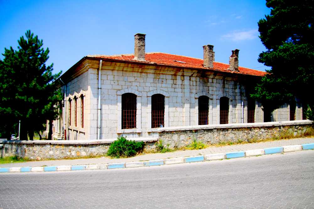 Akdağmadeni Ortaokulu - Yozgat