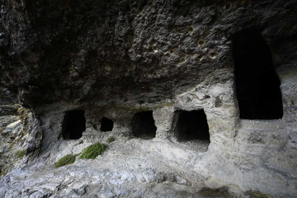 Sakaeli Kaya Mezarları Ve Peri Bacaları - Çankırı