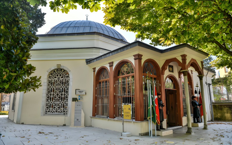 Orhangazi Türbesi - Bursa