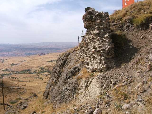 Mazgirt Kalesi - Tunceli