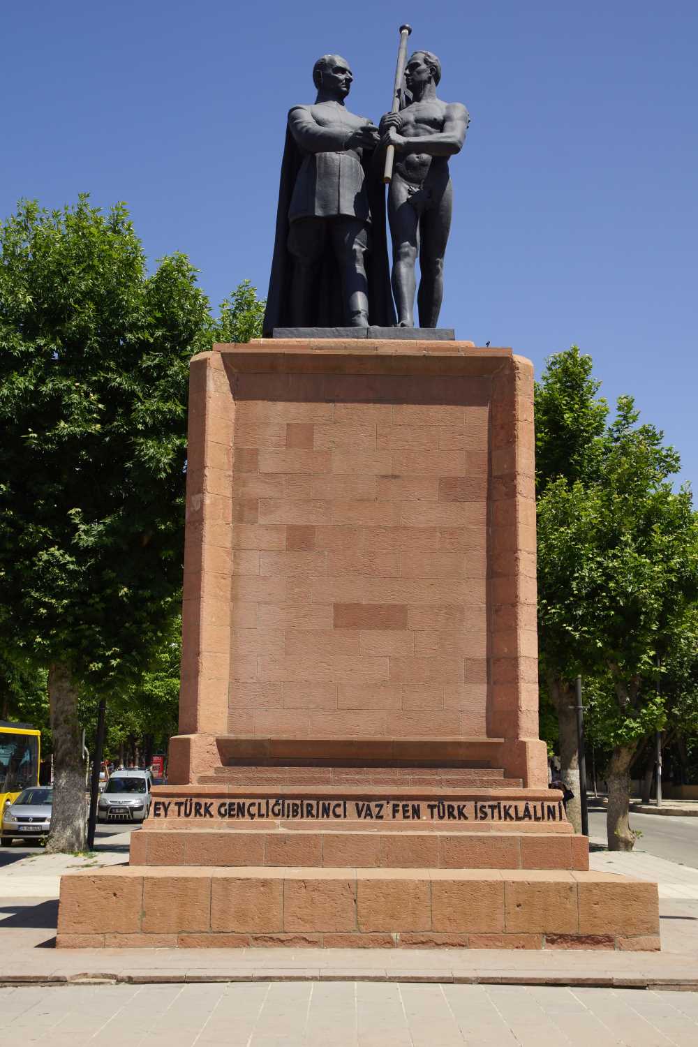 Atatürk Anıtı - Malatya