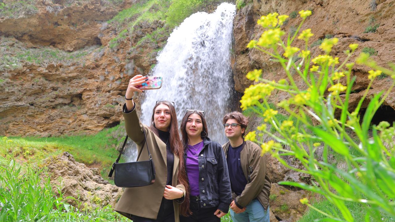 Sırakayalar Şelalesi - Bayburt