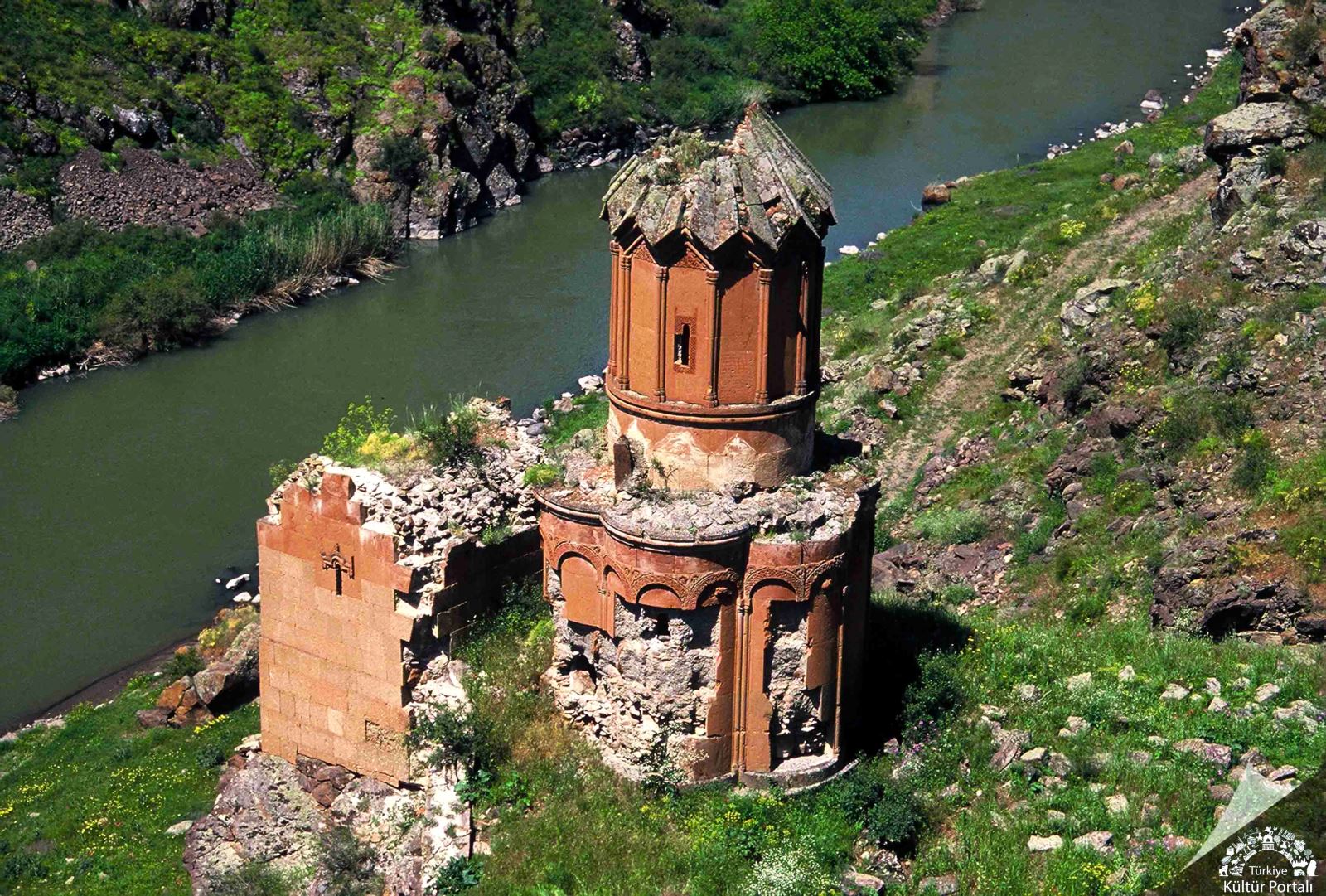 Genç Kızlar Kilisesi - Kars