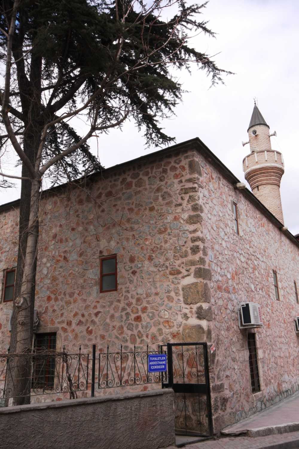 Garipler Camii (Danişmend Melikgazi Camii) - Tokat