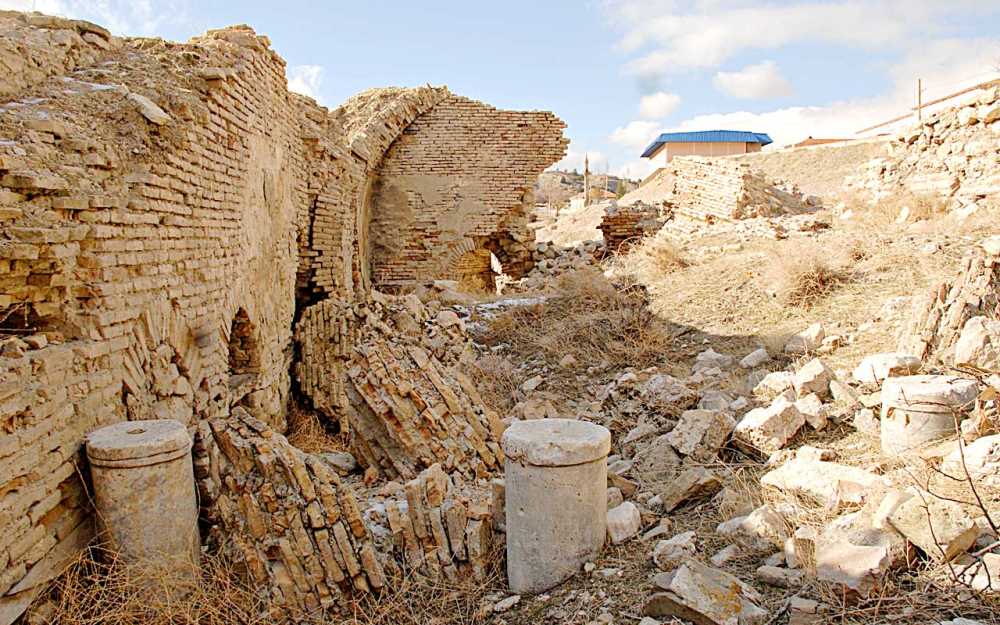 Gargılı Lala Medresesi (Taş Medrese) - Isparta