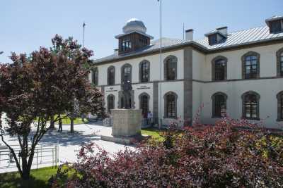 Erzurum Resim Heykel Müzesi Ve Galerisi - Erzurum