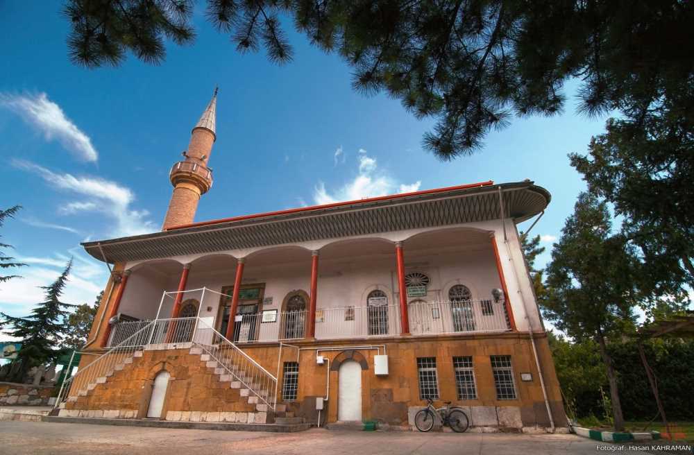 Hıdırlık Camii Ve Türbesi - Çorum