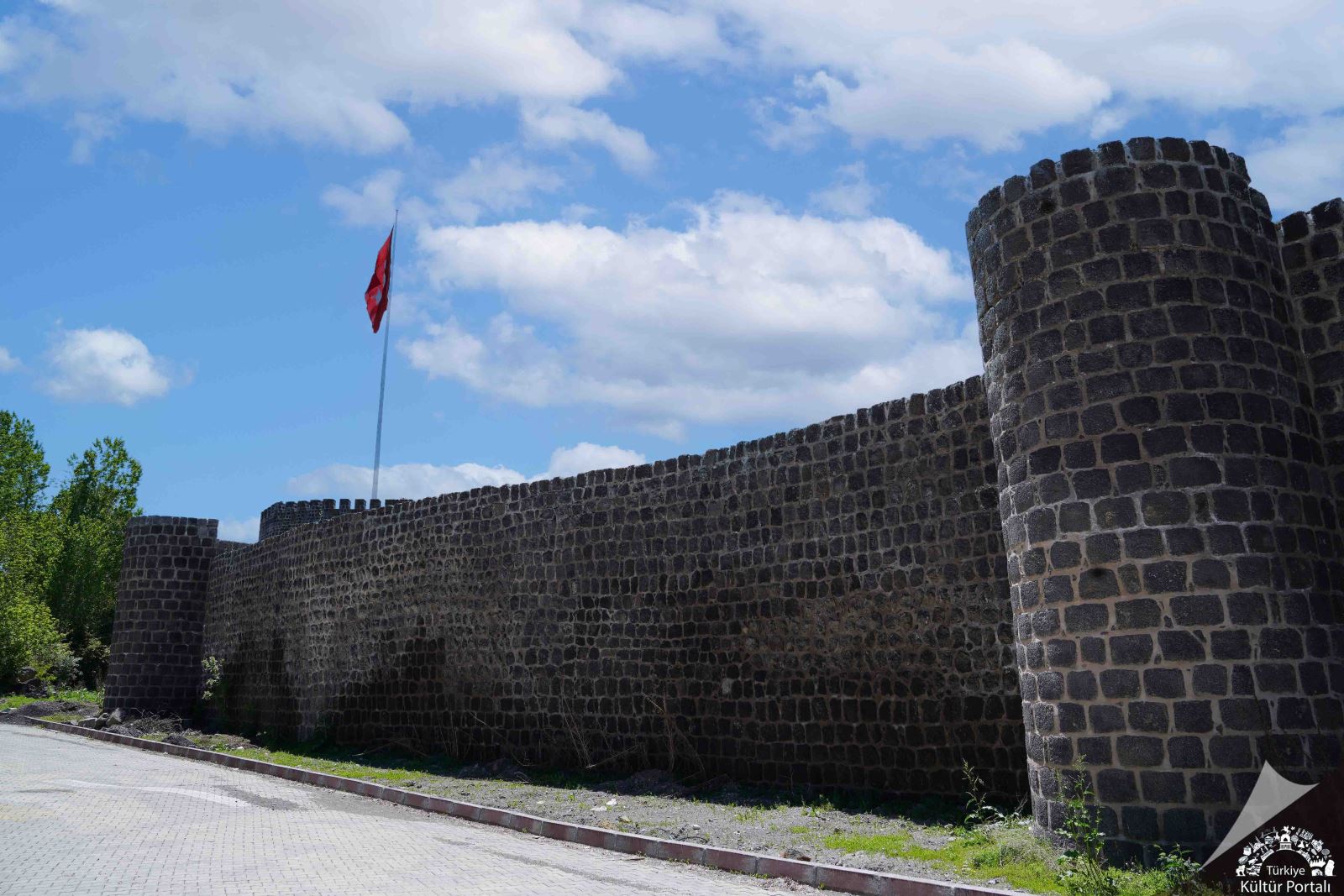 Malazgirt Kalesi - Muş