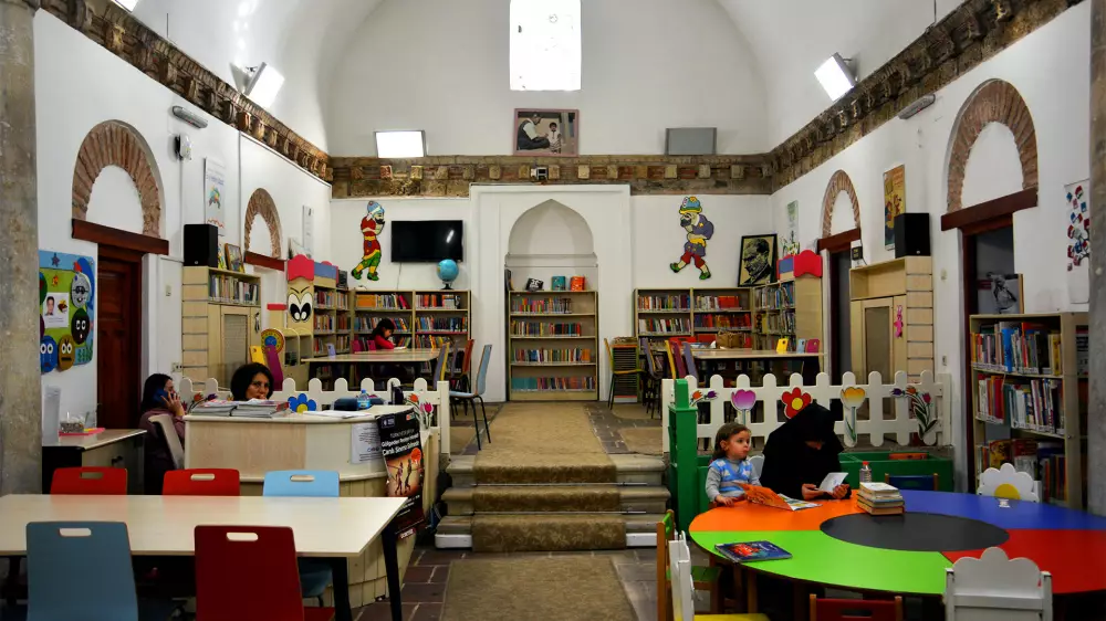 Lala Şahin Paşa Çocuk Kütüphanesi - Bursa