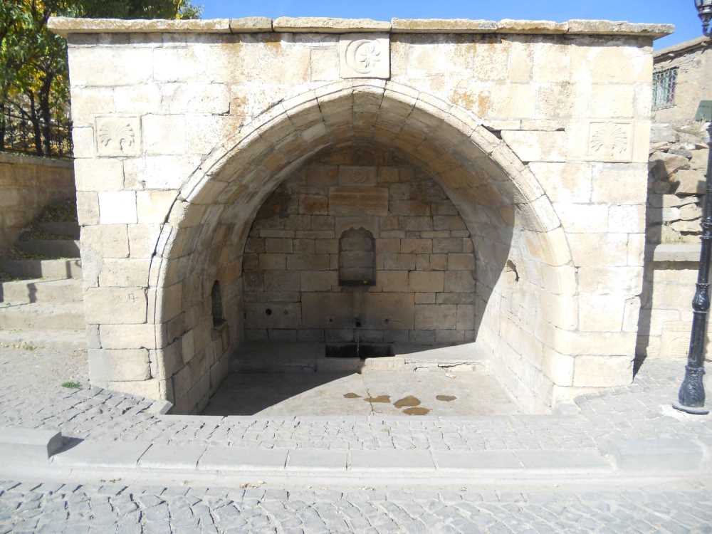 Üç Lüleli Çeşme - Elazığ
