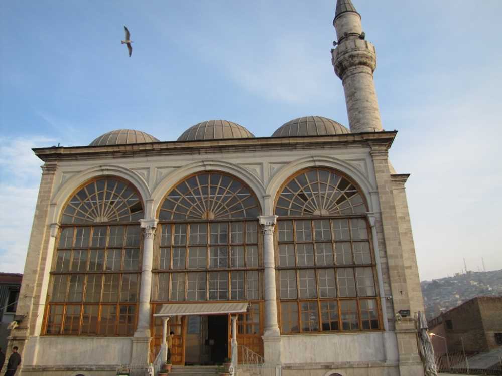Kestanepazarı Camii - İzmir